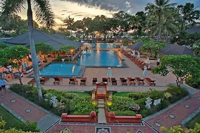 The At Jayakarta Bali アパート